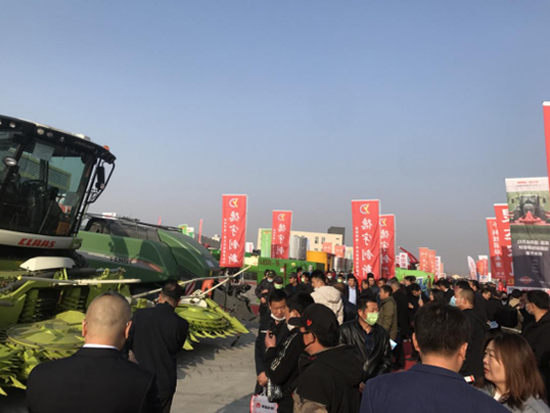 2021年第二屆內(nèi)蒙古(春季)農(nóng)業(yè)機(jī)械博覽會(huì)今天在巴彥淖爾市隆重召開(kāi) 2021年第二屆內(nèi)蒙古(春季)農(nóng)業(yè)機(jī)械博覽會(huì)今天在巴彥淖爾市隆重召開(kāi)